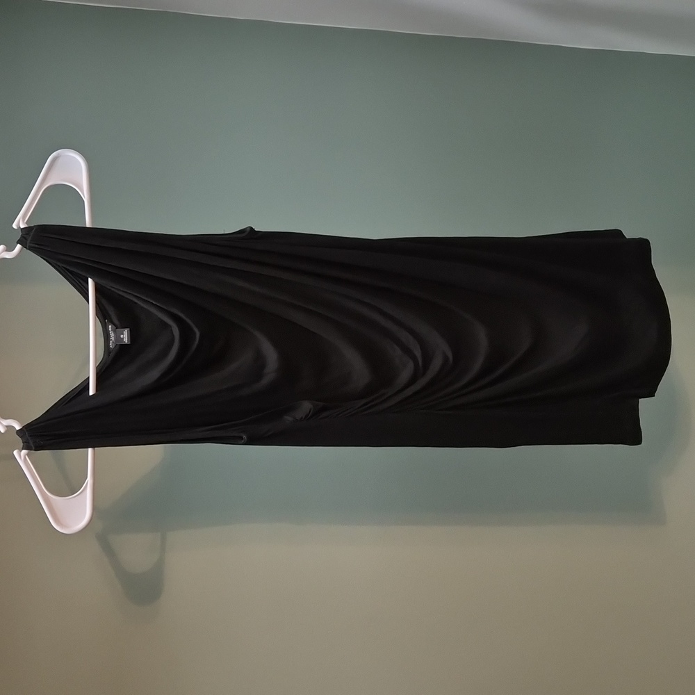 Ann Taylor Classic Black Fitted Top